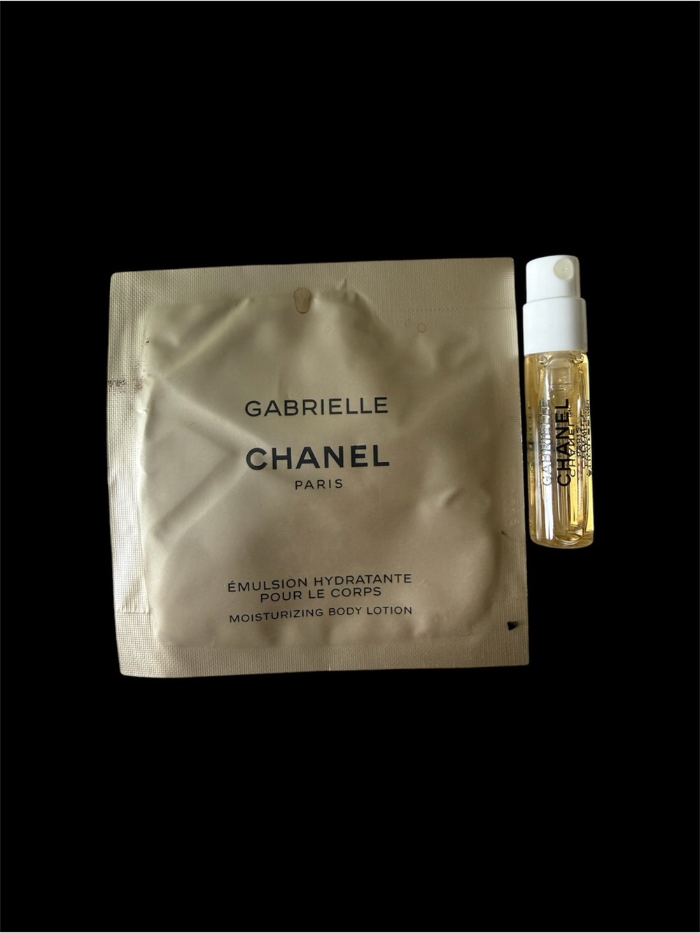 CHANEL Gabrielle Sample Set in Cream and Gold